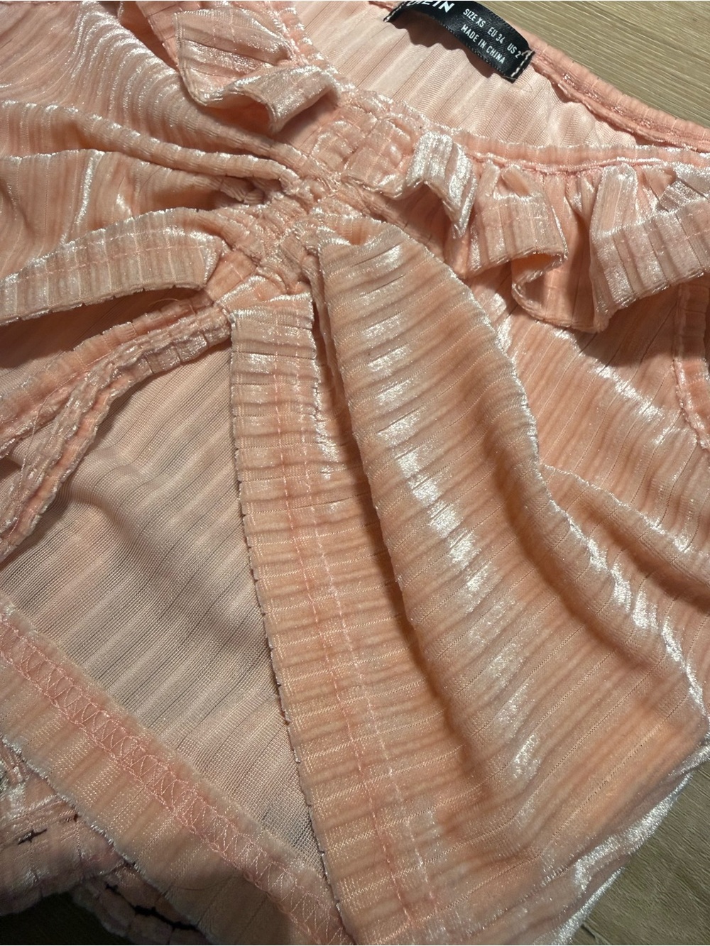 SHEIN Peach Ruched Ruffle Cropped Tie Top - Picture 5 of 5